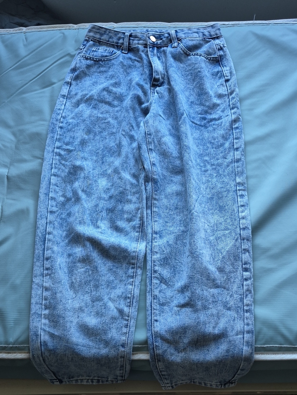 SHEIN Light Blue Relaxed Straight Women's Jeans